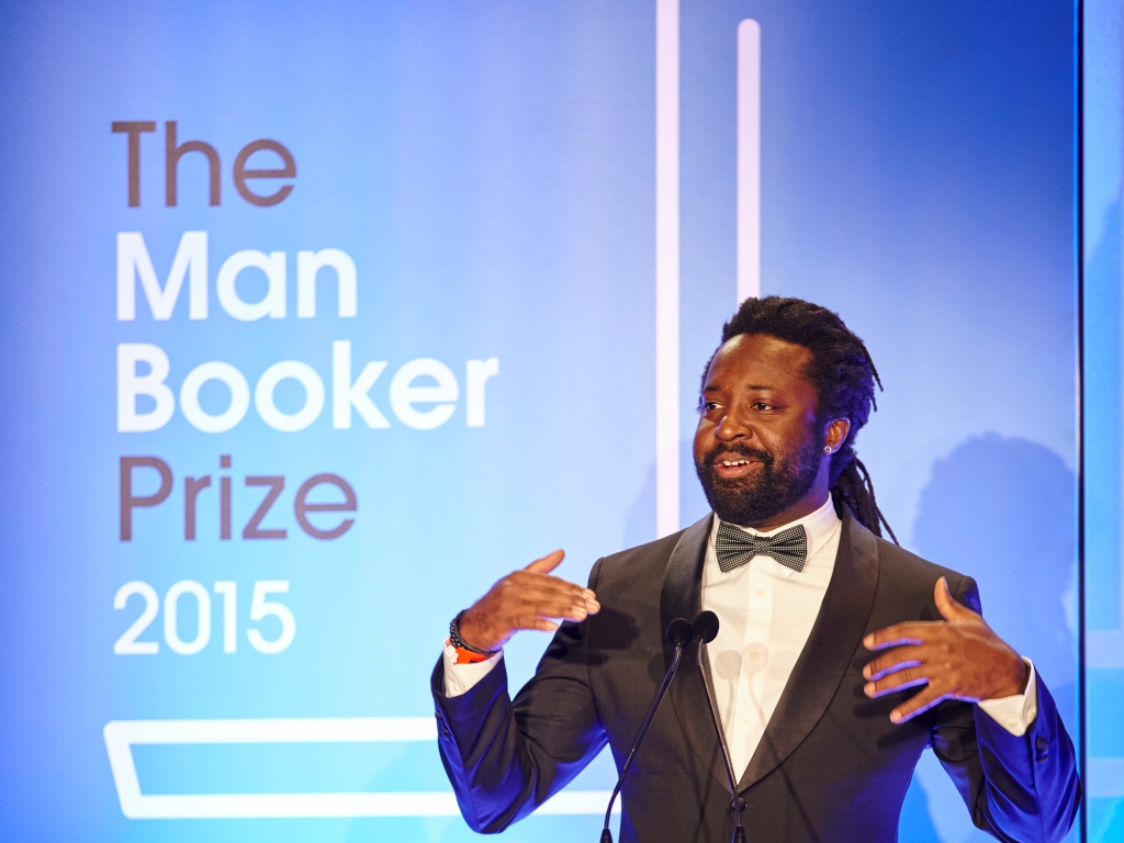 Marlon James podczas gali Nagród Bookera 2015
