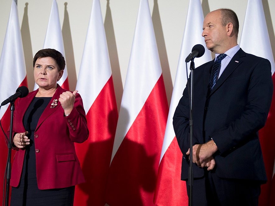 Premier Beata Szydło i minister zdrowia Konstanty Radziwiłł