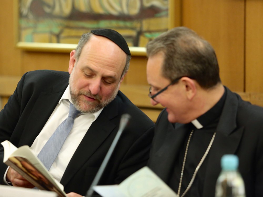 Rabin Michael Schudrich i biskup Rafał Markowski