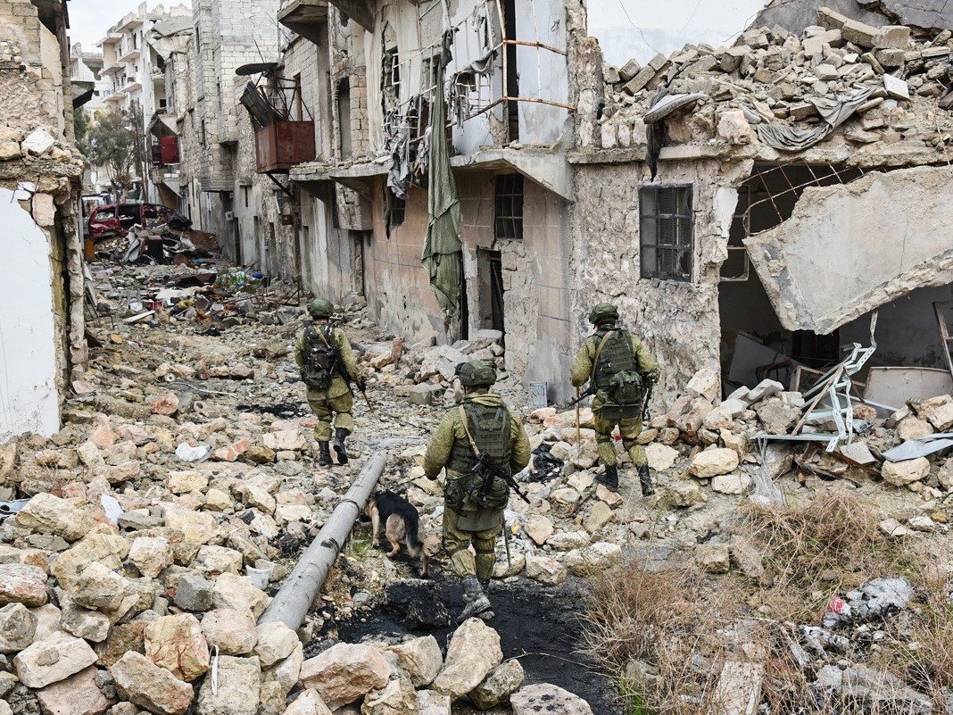 Rosyjscy saperzy w Aleppo. Fot.