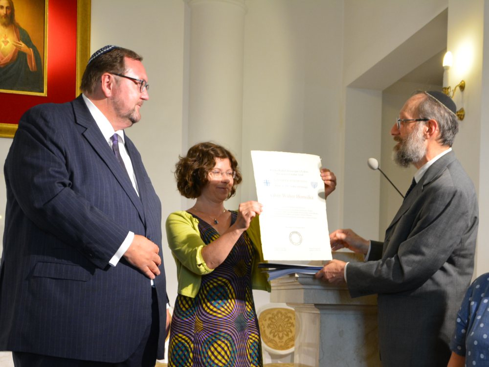 Rabin Walter Homolka odbiera tytuł Człowieka Pojednania