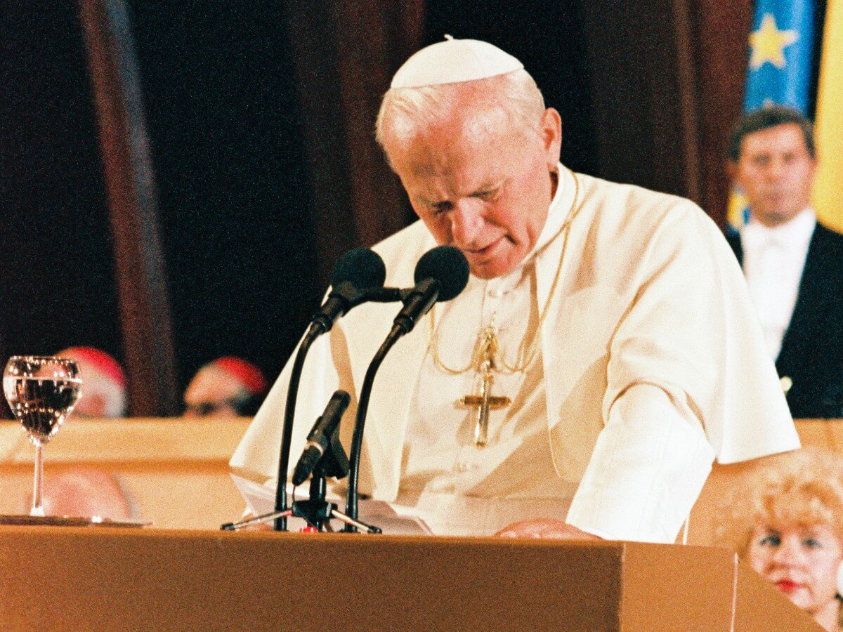 Wizyta Jana Pawła II w Parlamencie Europejskim w Strasburgu 11 października 1988 r.