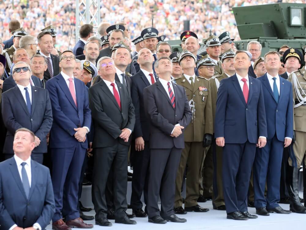 Przedstawiciele władz państwowych podczas Święta Wojska Polskiego