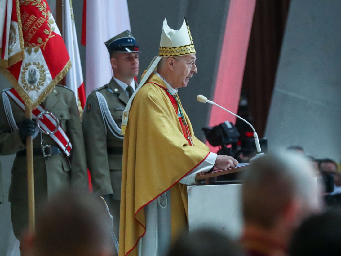 Abp Stanisław Gądecki podczas Mszy świętej za Ojczyznę w Świątyni Opatrzności Bożej 11 listopada 2018 r.