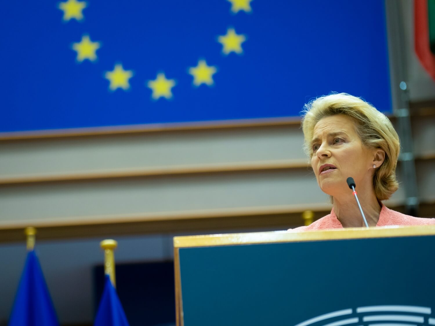 Przewodnicząca Komisji Europejskiej Ursula von der Leyen wygłasza orędzie o stanie Unii w Parlamencie Europejskim